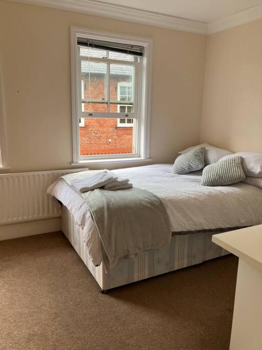 Central Chester Bedrooms 외부 사진